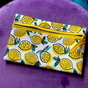 SMALL GLAM BAG!